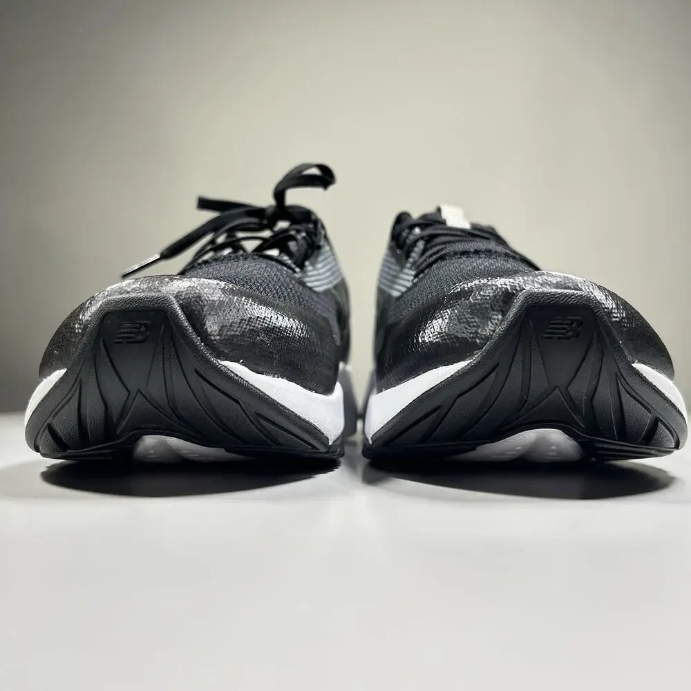 New Balance Rave Run V2 Boys Size 7 XW Extra Wide Running Shoes GKRAVBW2 NWT